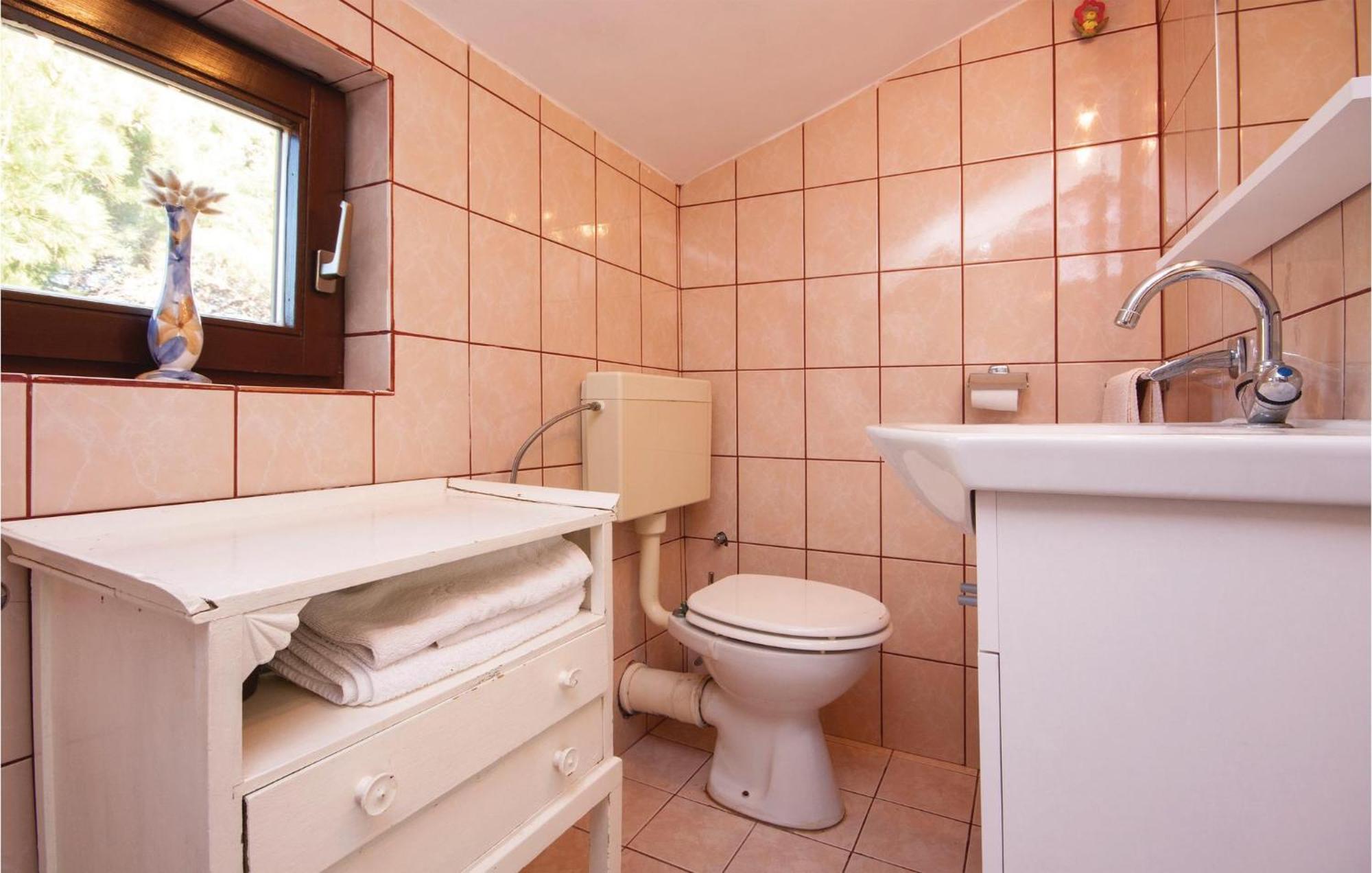 Awesome Apartment In Jadrija With Wifi Exterior photo